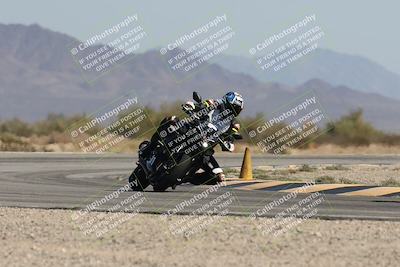 media/Oct-02-2025-Racers Edge (Thu) [[2c91cb6ab3]]/3-B Group/Session 5-Turn 15 (215pm)/